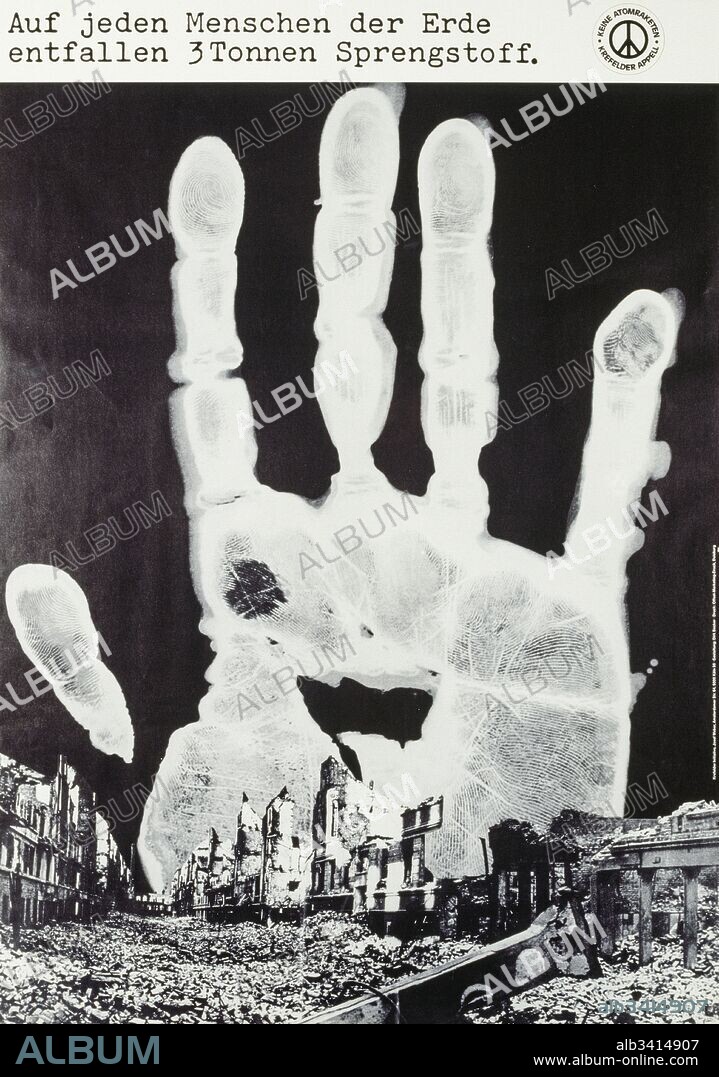 Auf Jeden Menschen der Erde entfallen 3 Tonnen Sprengstoff' (Everyone on the earth is killed by three tons of explosives), German anti-war poster. Cold War Propaganda 1980.