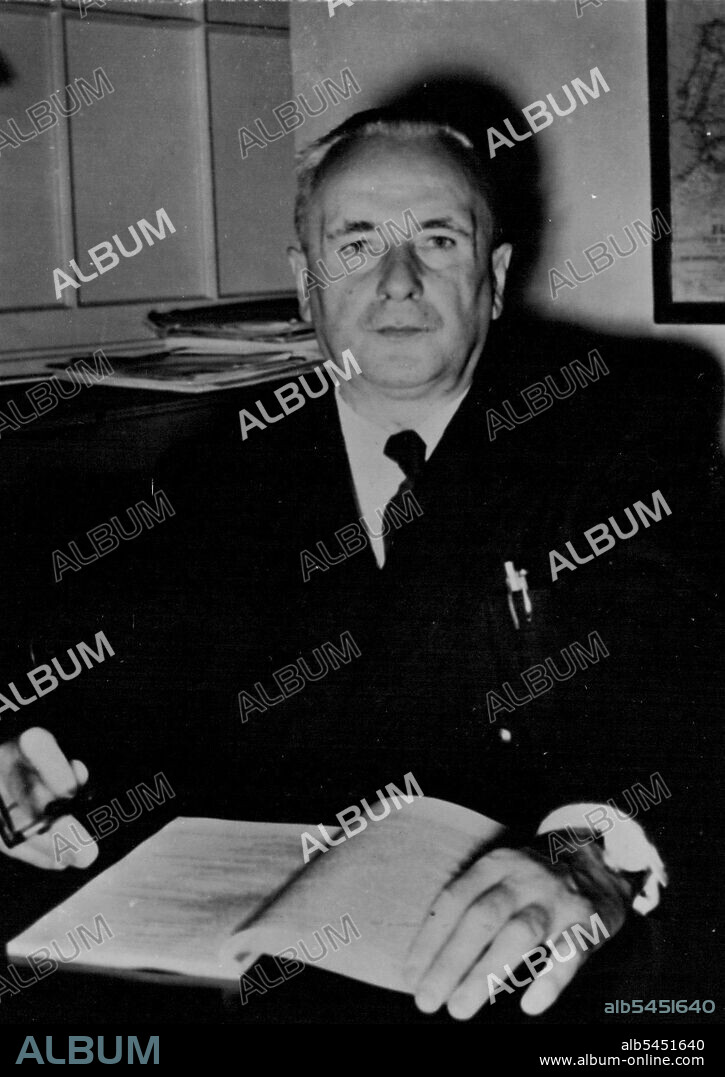 Dr. Walter P. Schreiber, a Former German General who spent three and a half years as a prisoner in the Soviet Union, at his desk at the U.S. Air Force School of Aviation Medicine.
Dr. Walter Schreiber, Former German General now faculty a member of the U.S. Air Force School of Aviation Medicine at Randolph Field. October 24, 1951. (Photo by Paul Popper).