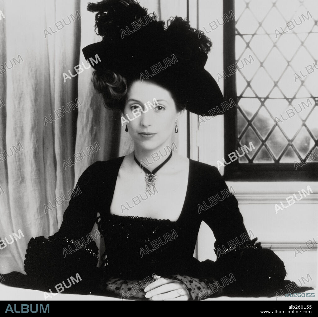 ANN LAMBERT in THE DRAUGHTSMAN S CONTRACT 1982 directed by PETER