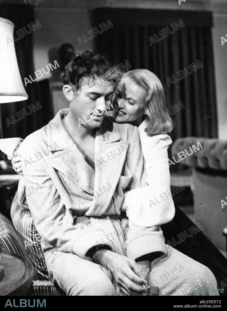 ANN TODD and GREGORY PECK in THE PARADINE CASE, 1947, directed by ALFRED HITCHCOCK. Copyright SELZNICK INTERNATIONAL/ASSOC ARTISTS.