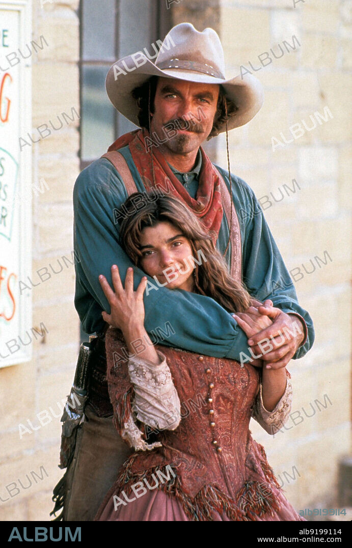 LAURA SAN GIACOMO and TOM SELLECK in QUIGLEY DOWN UNDER, 1990, directed by SIMON WINCER. Copyright PATHE.