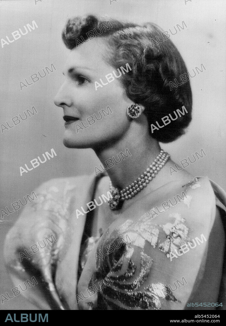 American Personalities: Mrs. Patricia Nixon -- Wife of Senator Richard Nixon, Vice-President of the United States; before their marriage, in 1940, she was Patricia Ryan. The Nixons have two daughters. November 17, 1954. (Photo by Camera Press).