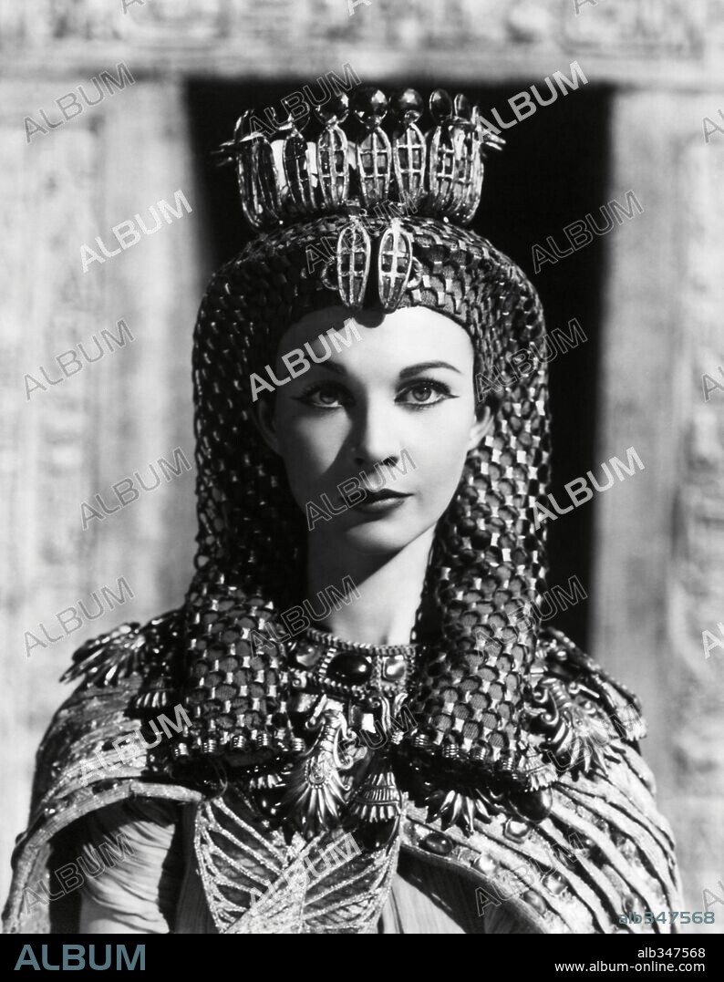 VIVIEN LEIGH in CAESAR AND CLEOPATRA, 1945, directed by GABRIEL PASCAL. Copyright UNITED ARTISTS.