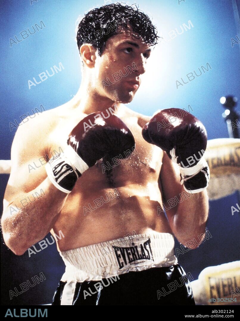 ROBERT DE NIRO in RAGING BULL, 1980, directed by MARTIN SCORSESE. Copyright UNITED ARTISTS.