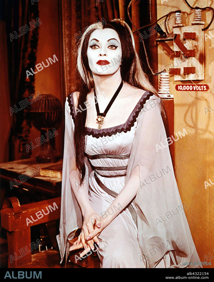 YVONNE DE CARLO in THE MUNSTERS, 1964, directed by EARL BELLAMY, EZRA STONE, GENE REYNOLDS, JERRY PARIS, JOSEPH PEVNEY and NORMAN ABBOTT. Copyright CBS/MCA/UNIVERSAL.