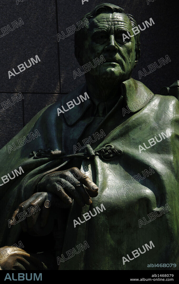 Franklin D. Roosevelt (1882-1945). 32th President of the United States. Bronze statue. Detail. Franklin Delano Roosevelt Memorial. Washington D.C. United States.