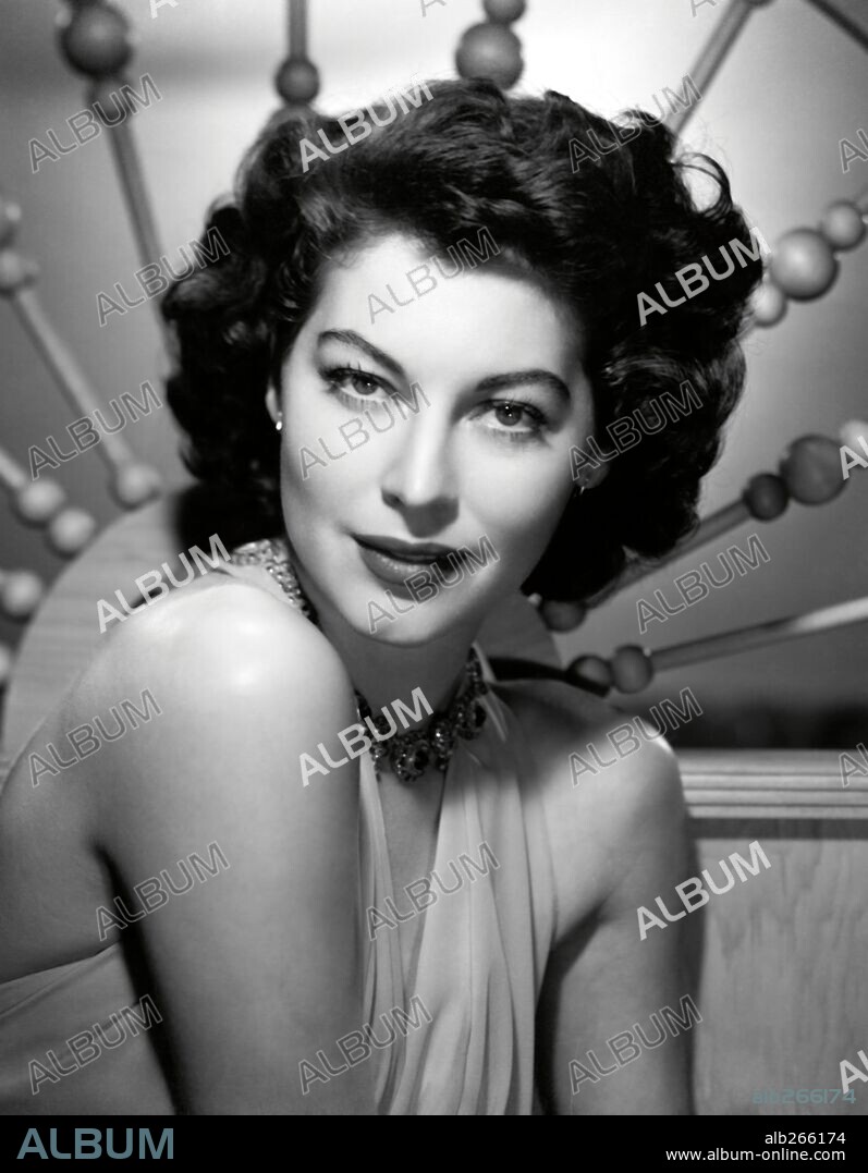 AVA GARDNER. 1950 - Album alb266174