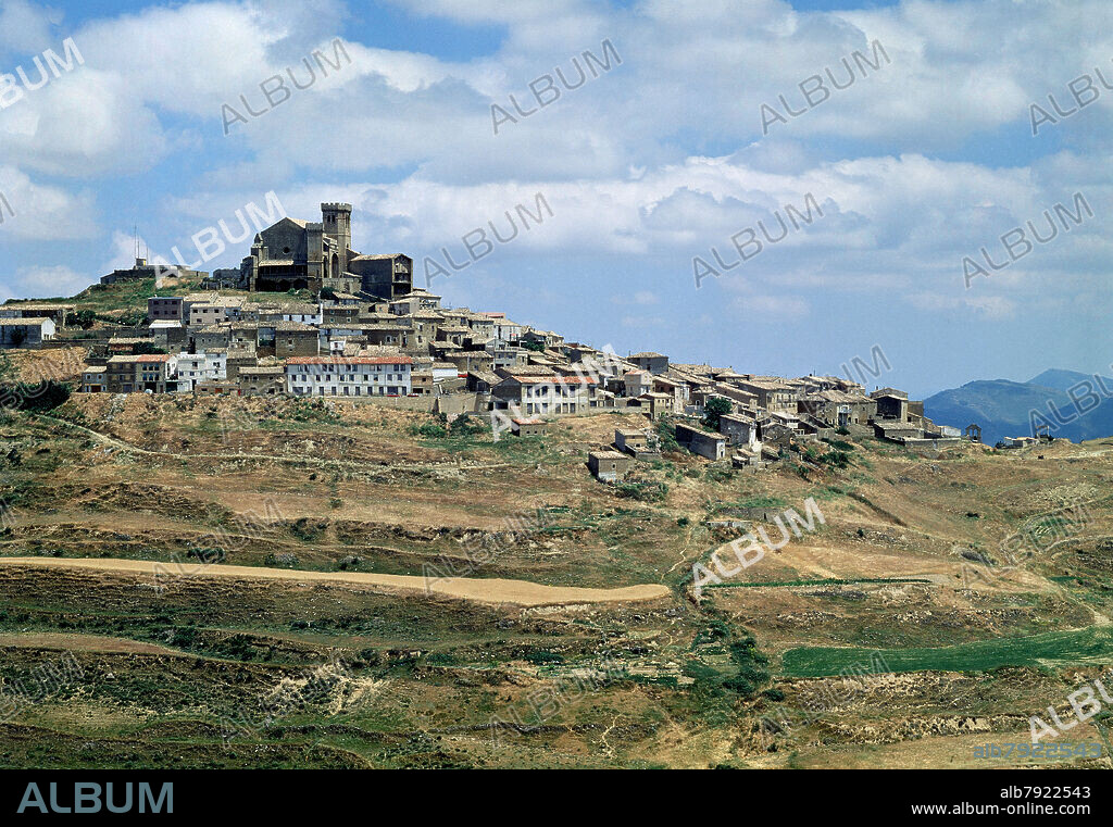 PANORAMICA DE UJUE - Album alb7922543