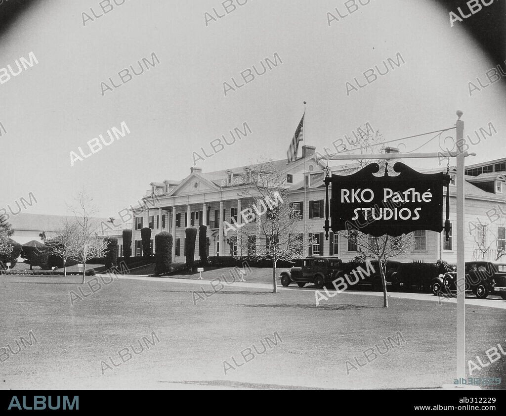 FILM HISTORY: R. K. O. PATHE STUDIOS. A view of the RKO-Pathé studios.