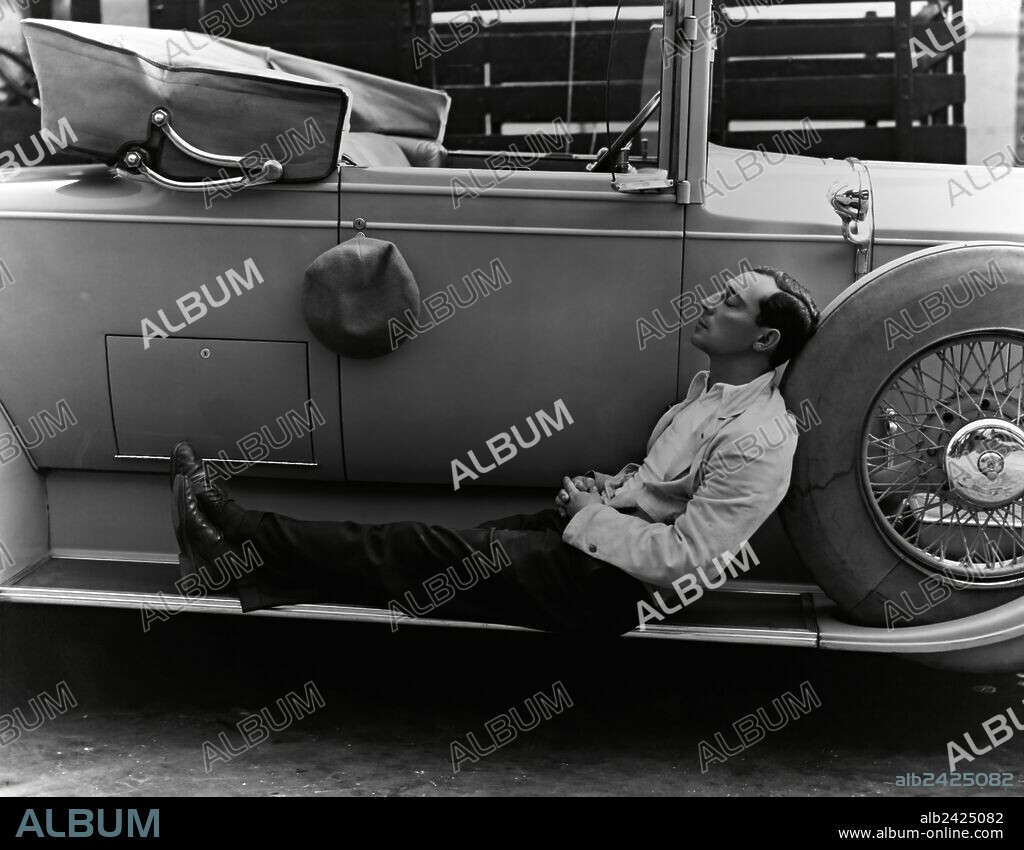 BUSTER KEATON. 1928