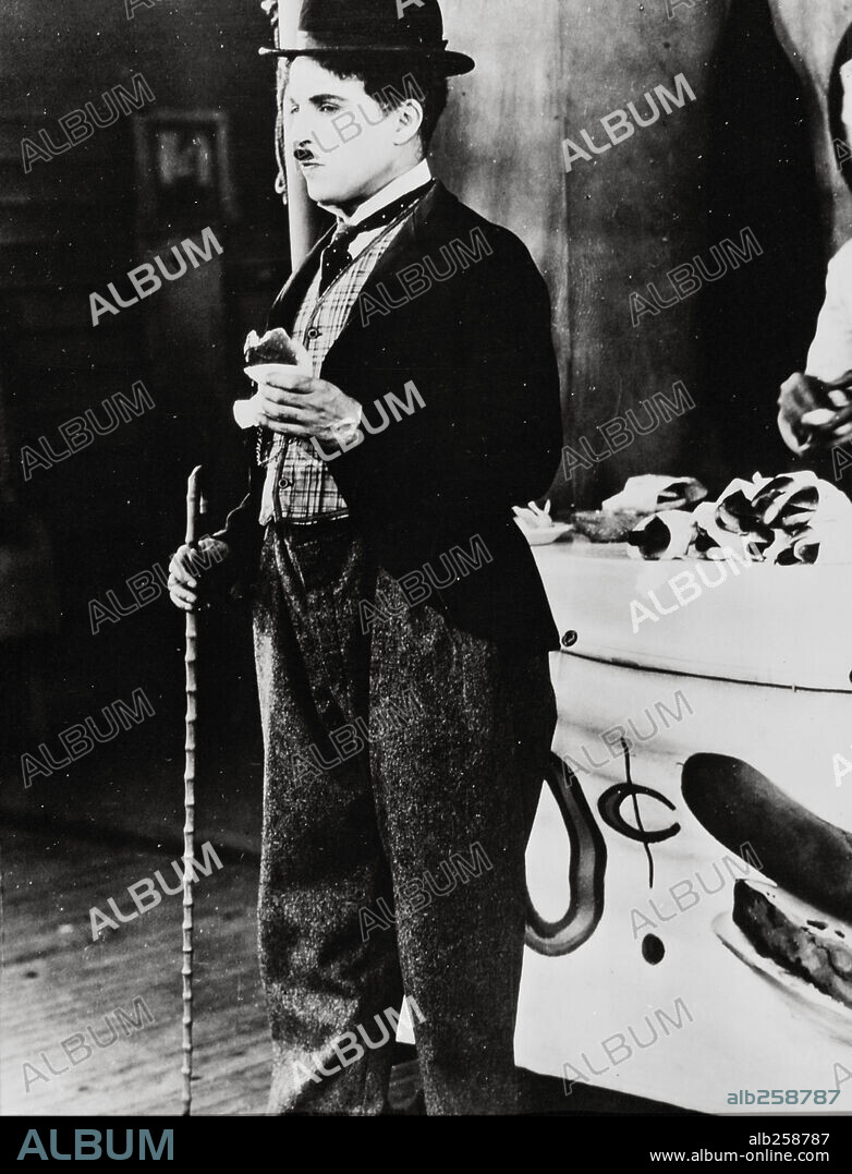 CHARLIE CHAPLIN en EL CIRCO, 1928 (THE CIRCUS), dirigida por CHARLES CHAPLIN. Copyright CHAPLIN/UNITED ARTISTS.