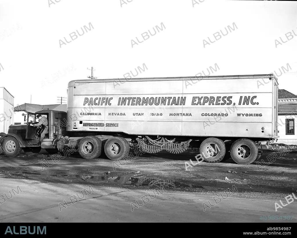 1941 AMERICAN TRUCKING ASSOCIATION 10.5x13.5 Automotive PRINT AD Faster US  Mail