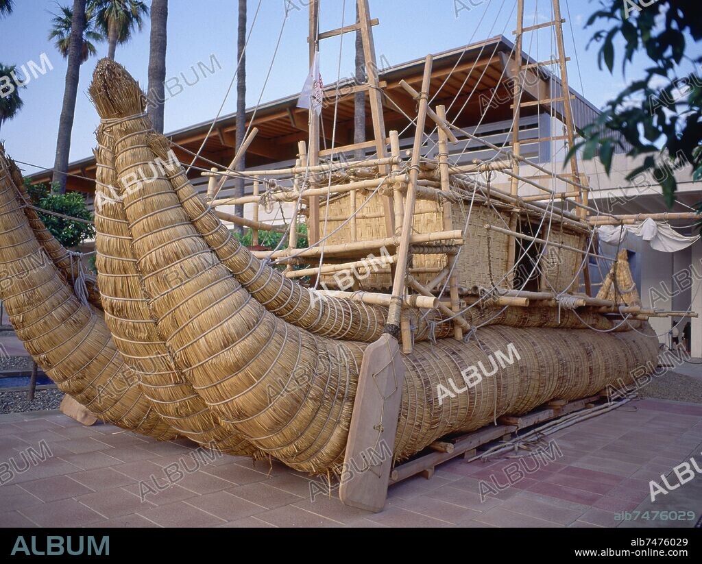 BALSA TIPICA PERUANA DEL TITICACA (CONTIQUI).