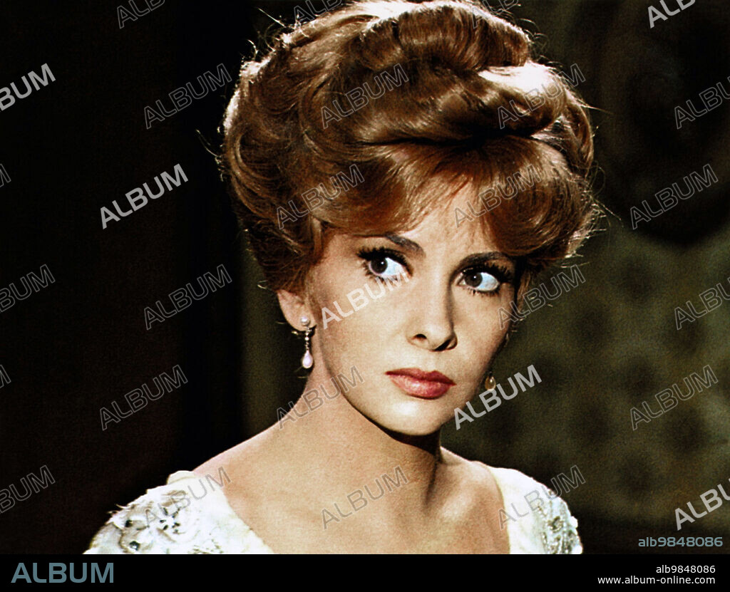 GINA LOLLOBRIGIDA in HOTEL PARADISO, 1966, directed by PETER GLENVILLE. Copyright M.G.M.