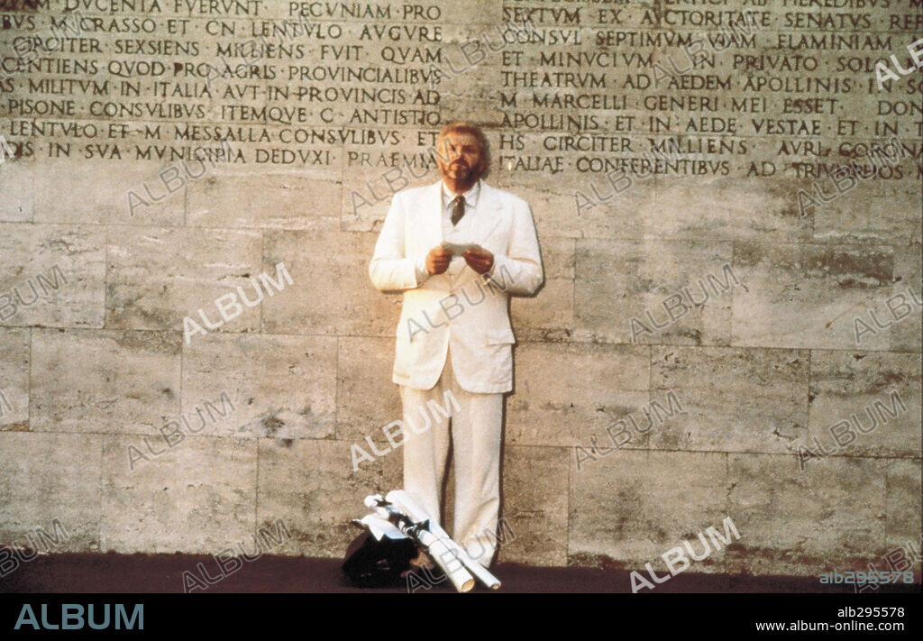 BRIAN DENNEHY in THE BELLY OF AN ARCHITECT, 1987, directed by PETER GREENAWAY. Copyright MONDIAL/TANGRAM.