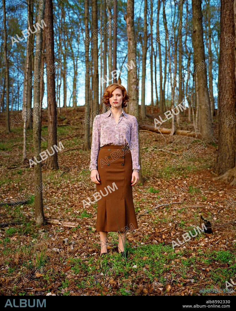 JESSICA CHASTAIN in LAWLESS, 2012, directed by JOHN HILLCOAT. Copyright BENAROYA PICTURES.