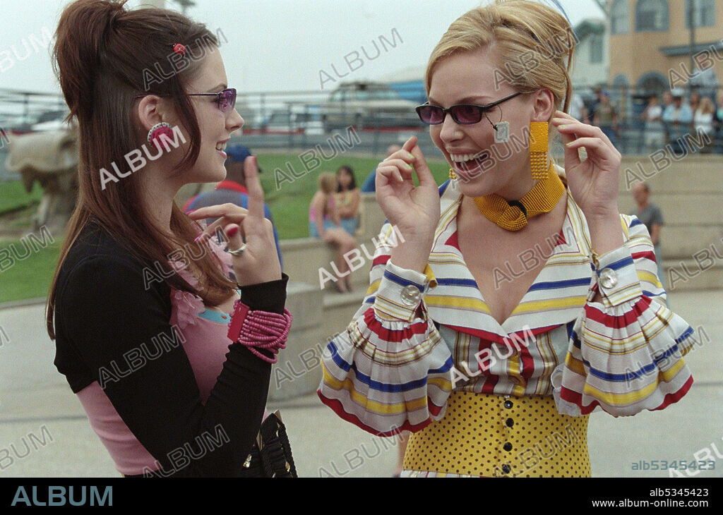 ALEXANDRA BRECKENRIDGE and KATHERINE HEIGL in ROMY AND MICHELE IN