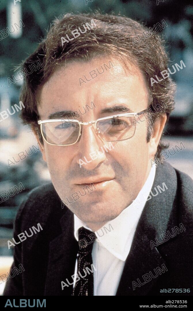 PETER SELLERS.