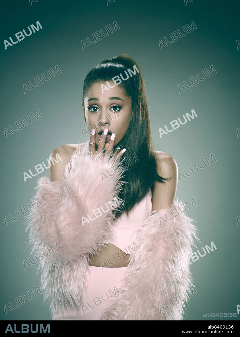 ARIANA GRANDE in SCREAM QUEENS, 2015, directed by RYAN MURPHY. Copyright  TWENTIETH CENTURY FOX TELEVISION/RYAN MURPHY PRODUCTIONS/SEC. - Album  alb8409136