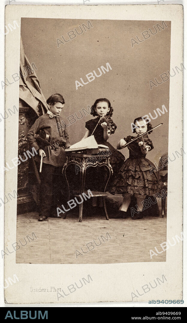 Portrait of Delepierre Jules, Juliette and Julie (violinists), Disdéri, André-Adolphe-Eugène, Photographer, Between 1870 and 1890, 2nd half of the 19th century, Photography, Graphic arts, Photography, Albumen paper print, Dimensions - Work: Height: 8.7 cm, Width: 5.2 cm, Dimensions: Height: 10.4 cm, Width: 6.2 cm.