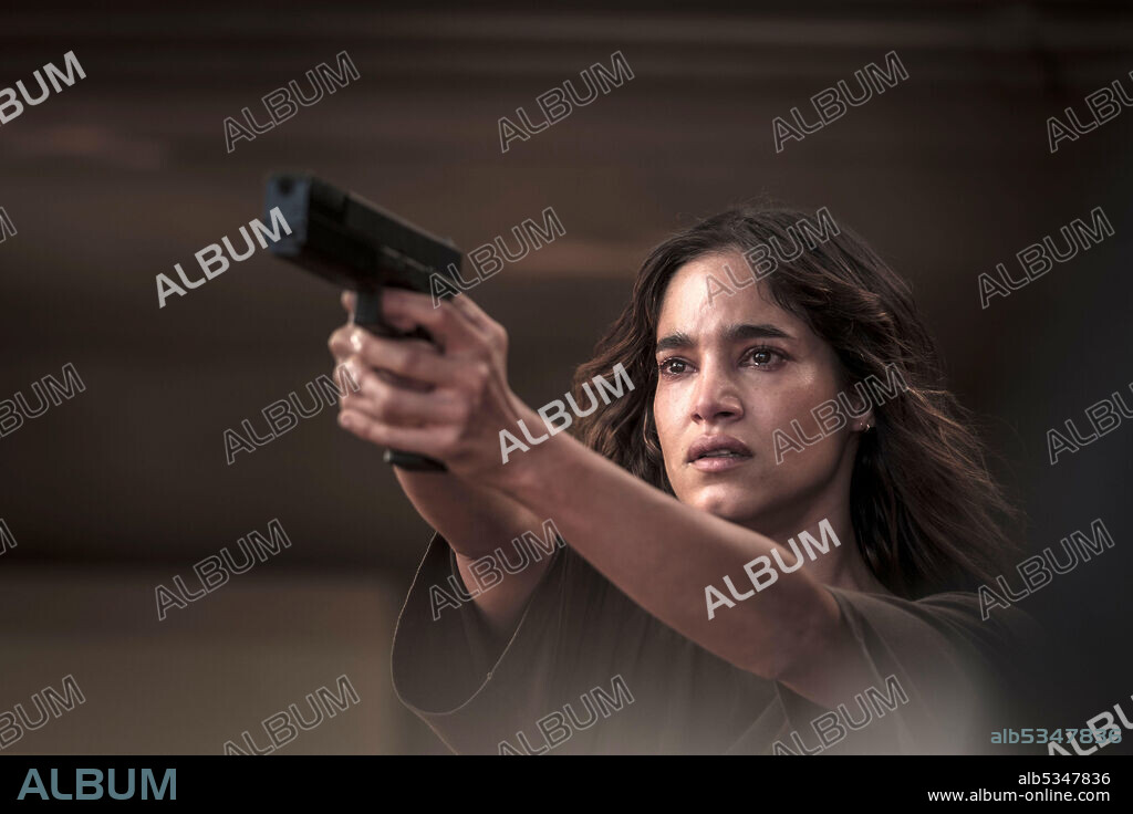 SOFIA BOUTELLA in SETTLERS, 2021, directed by WYATT ROCKEFELLER. Copyright Brittle-Star Pictures / Jericho Motion Pictures.