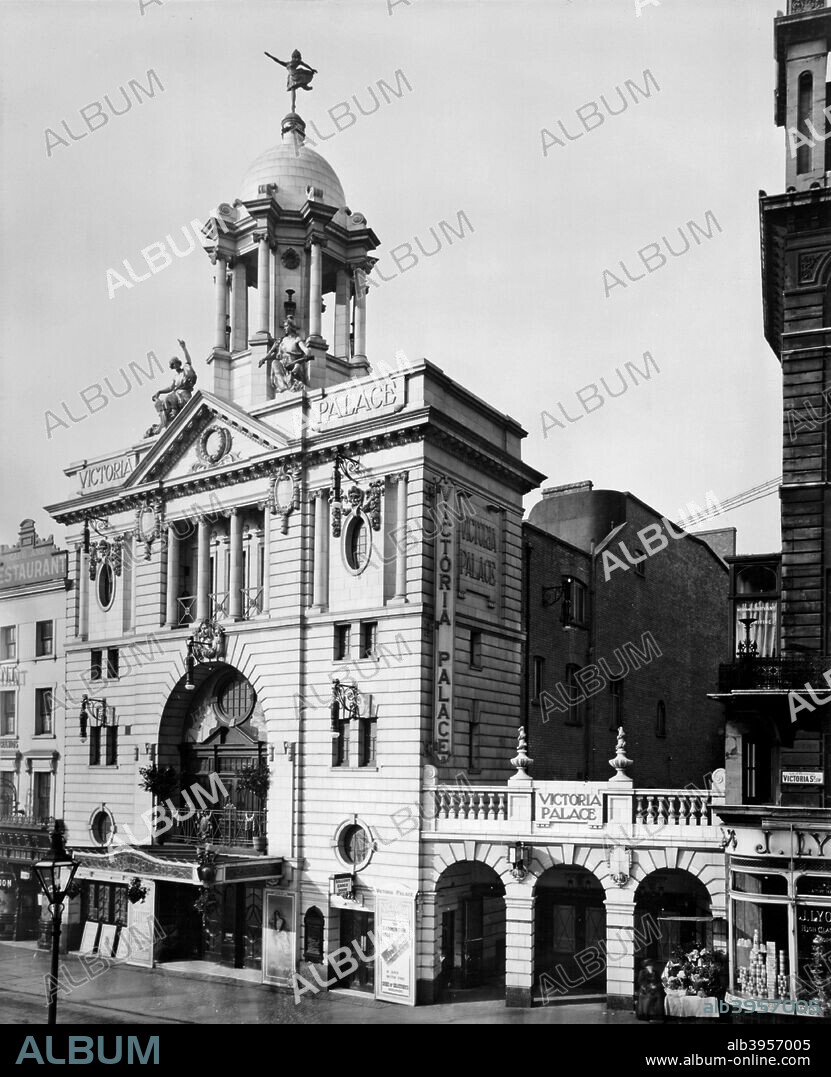 Victoria palace theatre clearance history