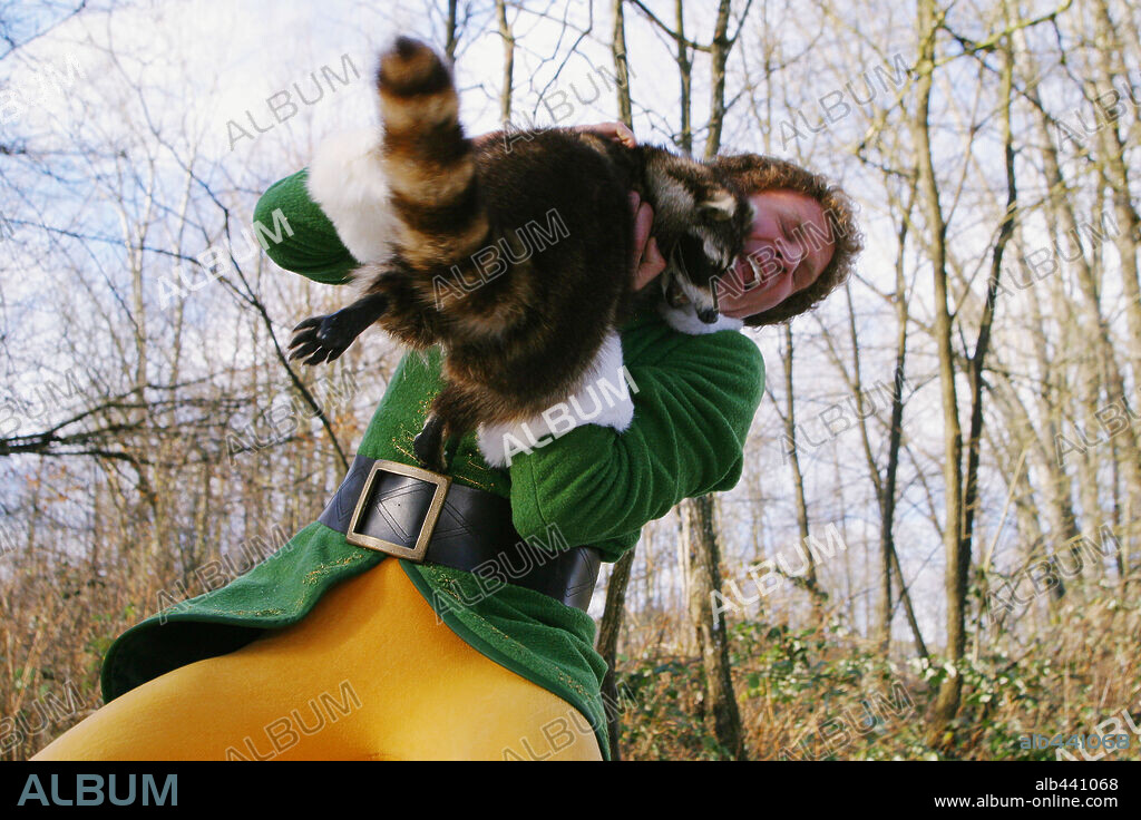 WILL FERRELL in ELF 2003 directed by JON FAVREAU. Copyright NEW