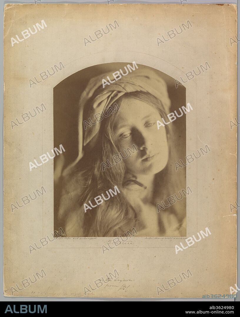 JULIA MARGARET CAMERON. Beatrice Album alb3624980