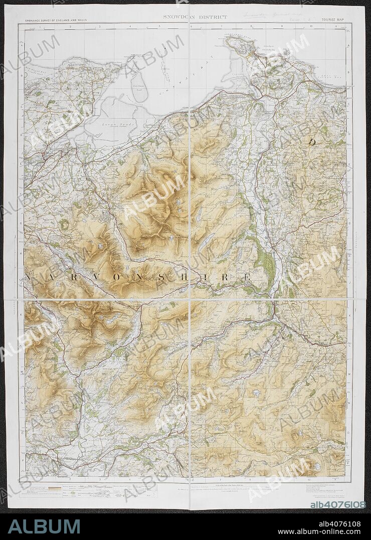 A tourist map of the Snowdon district. Ordnance Survey of England and Wales. Snowdon district. Tourist Map. Scale of one inch to one statute mile = 1 : 63,360. Southampton : Ordnance Survey Office, 1920. Source: Maps 6440.(2.). Language: English.