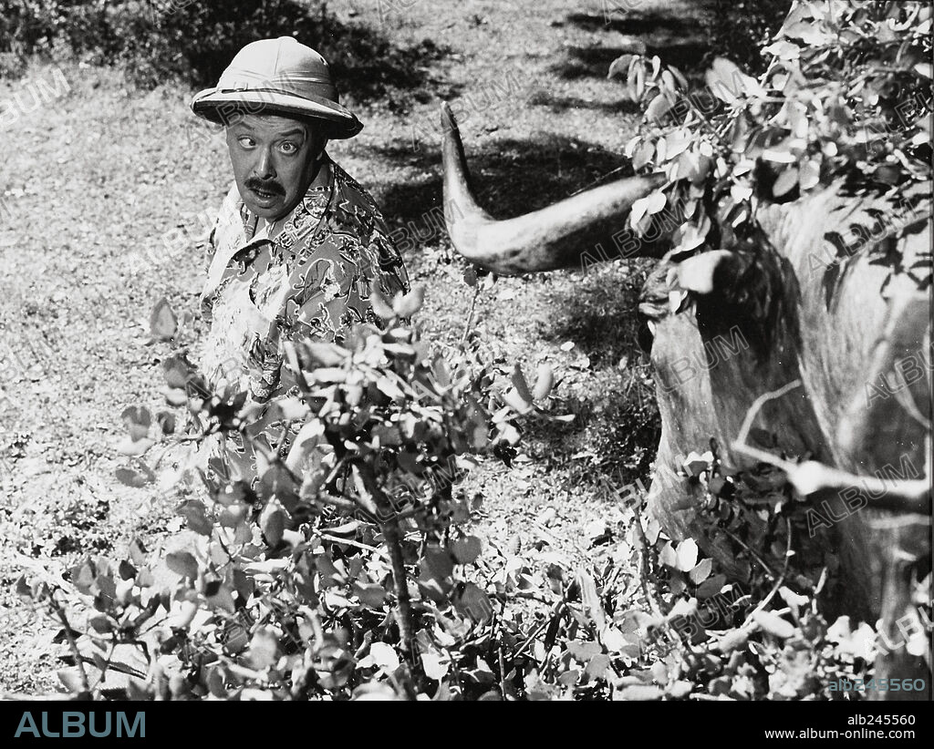 ANTONIO GARISA in UNA ISLA CON TOMATE, 1962, unter der Regie von TONY LEBLANC. Copyright RADIO FILMS.