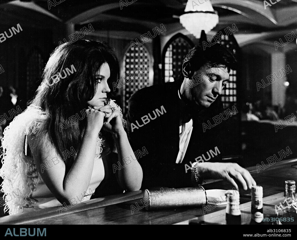 ANN-MARGRET and LAURENCE HARVEY in REBUS, 1969, directed by NINO ZANCHIN. Copyright TECISA.