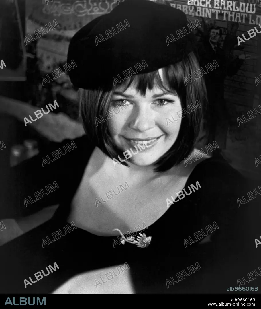 Loretta Swit, actress, woman, celebrity, entertainment, historical, - Album  alb9660163