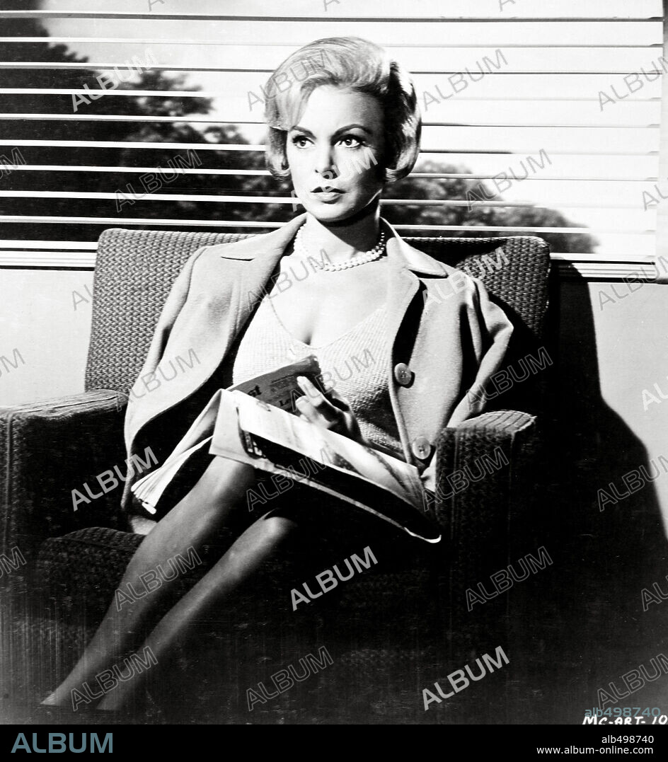 JANET LEIGH in THE MANCHURIAN CANDIDATE, 1962, directed by JOHN FRANKENHEIMER. Copyright UNITED ARTISTS.