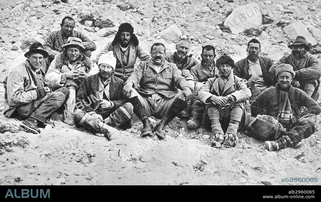 MOUNT EVEREST EXPEDITION.The 1922 British expedition to Mount Everest. First row, from left: George Mallory, George Ingle Finch, Tom George Longstaff, C. Geoffrey Bruce, Edward L. Strutt, Colin Grant Crawford. Second row, from left: Henry T. Morshead, J.G. Bruce, Arthur William Wakefield, Howard Somervell, John Morris, and Edward F. Norton.