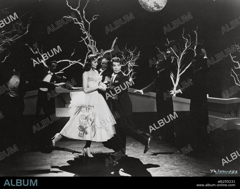 CANTINFLAS and CHRISTIANE MARTELL in DROP THE CURTAIN, 1955 (ABAJO EL TELÓN), directed by MIGUEL M. DELGADO. Copyright POSA FILMS, S.A.