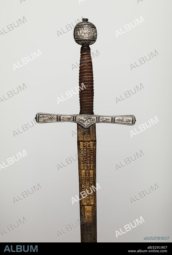 CLEMENS HORN. Cross Hilt Sword, hilt, British, London; blade, German, Solingen, 1600-1625. The most fashionable, worn by noblemen in England at the time of King James I.