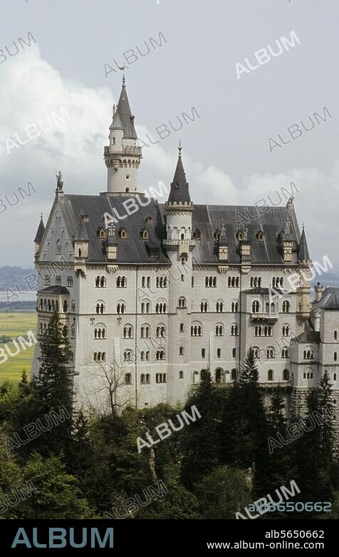 Neuschwanstein Castle (Kreis Füssen), (Built 1869-86 under Ludwig II of Bavaria after plans by Ch. Jank). Exterior view.