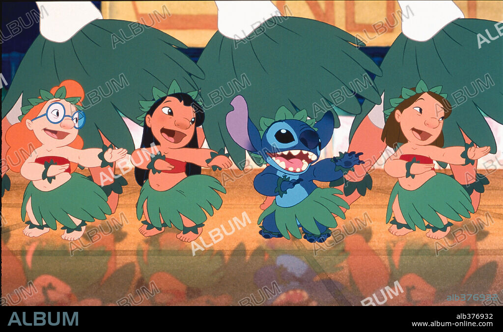 LILO & STITCH, 2002, directed by CHRIS SANDERS and DEAN DEBLOIS. Copyright WALT DISNEY PICTURES.