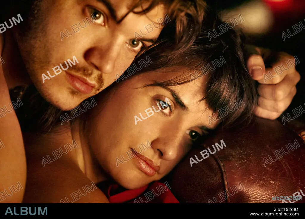 EMILE HIRSCH and PENELOPE CRUZ in TWICE BORN 2012 VENUTO AL