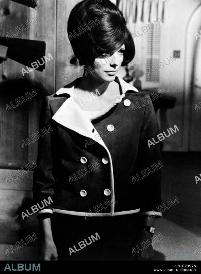 JOAN COLLINS in WARNING SHOT, 1967, directed by BUZZ KULIK. Copyright PARAMOUNT PICTURES.