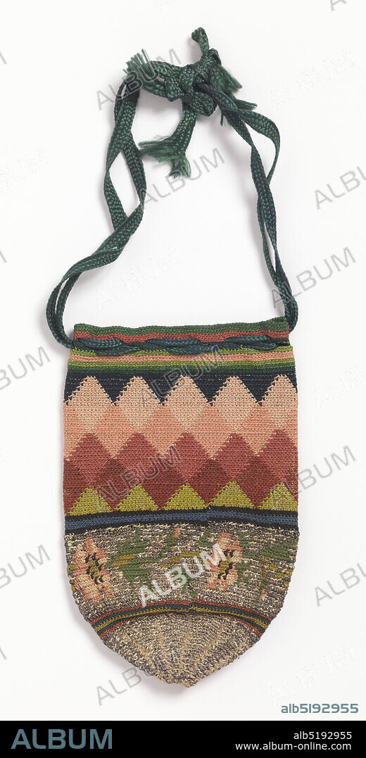 Bernat Filet Crochet Bag Pattern | Yarnspirations