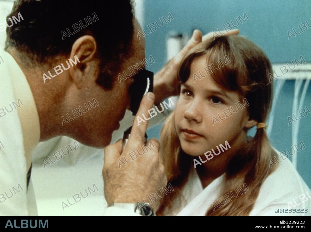 LINDA BLAIR in THE EXORCIST, 1973, directed by WILLIAM FRIEDKIN. Copyright Warner Bros./Hoya Productions.