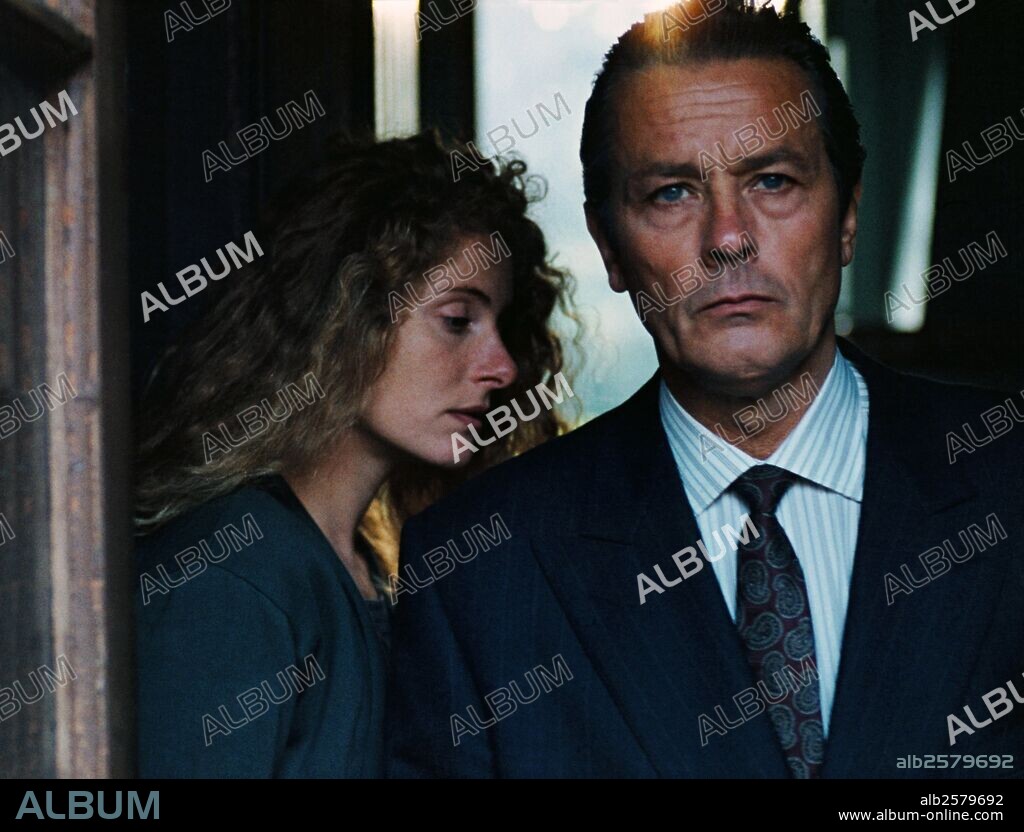 ALAIN DELON y DOMIZIANA GIORDANO en NUEVA OLA, 1989 (NOUVELLE VAGUE), dirigida por JEAN-LUC GODARD. Copyright VEGA FILM.