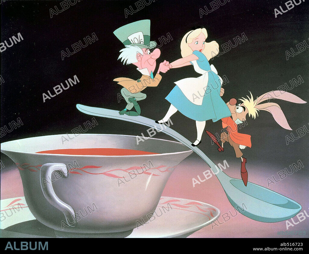 ALICE IN WONDERLAND, 1951, directed by CLYDE GERONIMI, HAMILTON LUSKE and WILFRED JACKSON. Copyright WALT DISNEY PICTURES.