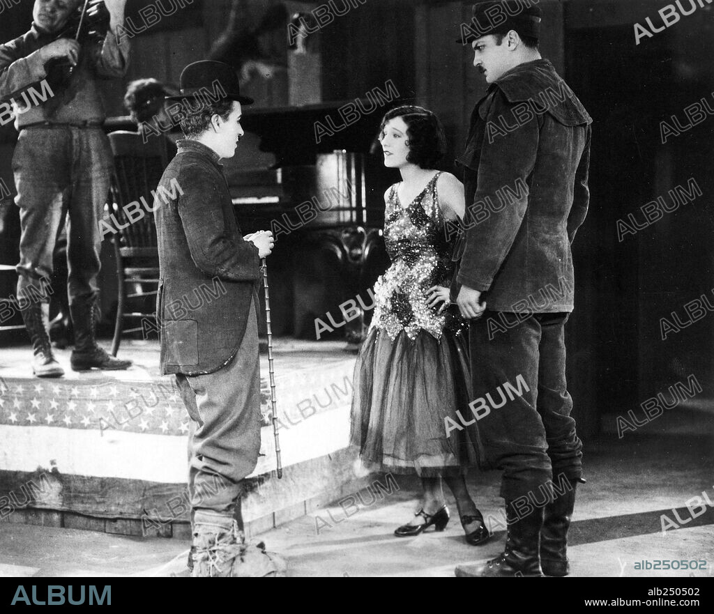 CHARLIE CHAPLIN and GEORGIA HALE in THE GOLD RUSH, 1925, directed by ...