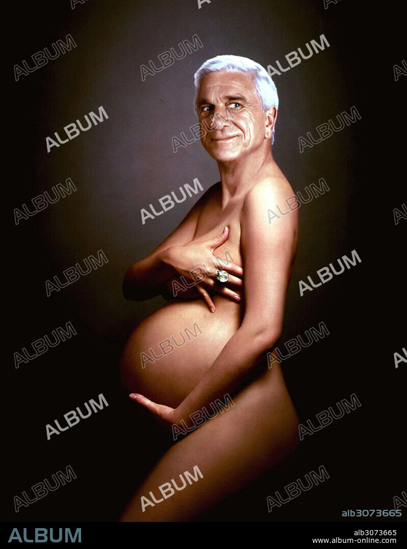 LESLIE NIELSEN in NAKED GUN 33 1/3: THE FINAL INSULT, 1994, directed by  PETER SEGAL. Copyright PARAMOUNT PICTURES. - Album alb3073665