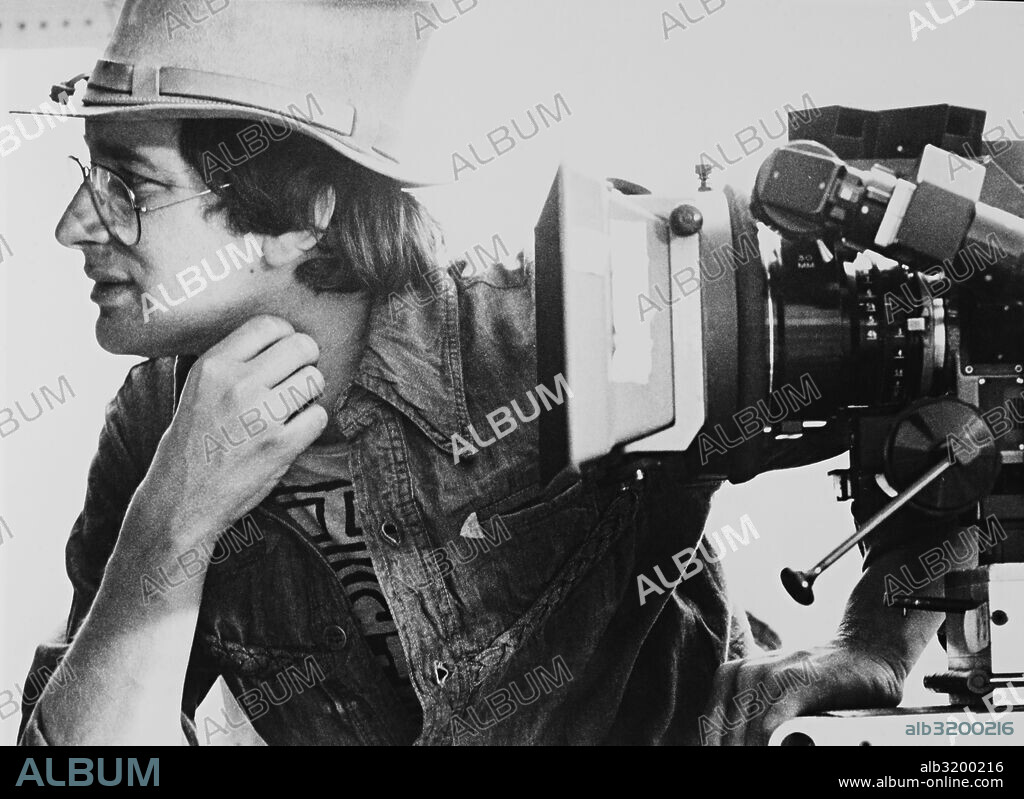 STEVEN SPIELBERG in CLOSE ENCOUNTERS OF THE THIRD KIND, 1977, unter der Regie von STEVEN SPIELBERG. Copyright COLUMBIA PICTURES.