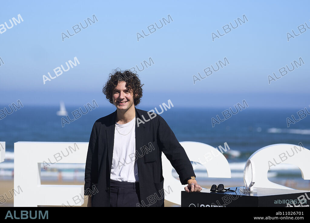 Vincent Lacoste attended A Real Job Un metier serieux Photocall during 71st San Sebastian International Film Festival at Kursaal Palace on September 30 2023 in Donos Album alb11026701