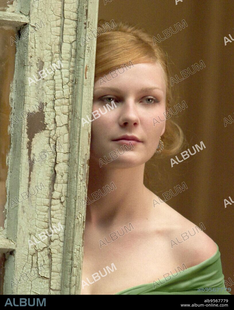 KIRSTEN DUNST in SPIDER-MAN 2, 2004, directed by SAM RAIMI. Copyright COLUMBIA PICTURES/MARVEL ENTERTAINMENT.