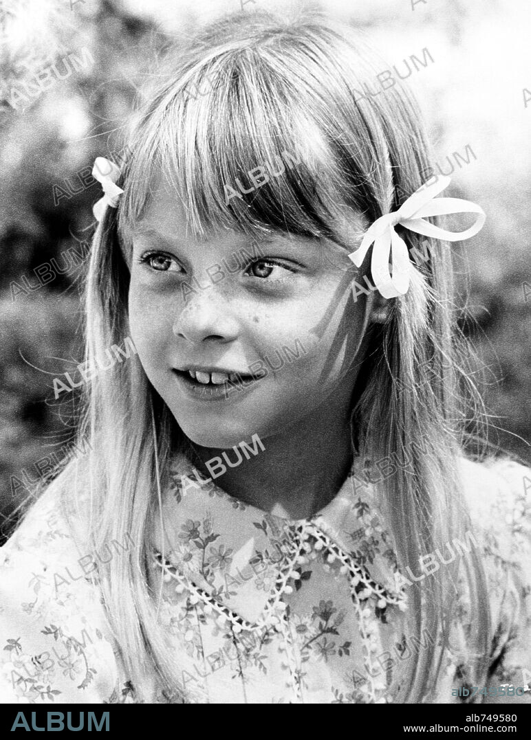 JODIE FOSTER in TOM SAWYER, 1973, directed by DON TAYLOR. Copyright UNITED ARTISTS.